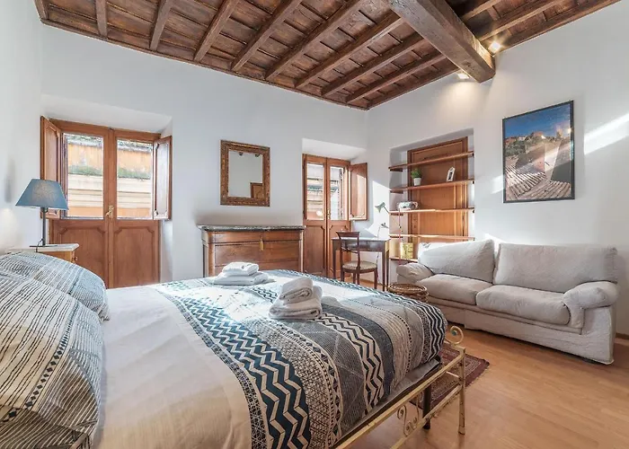 Guesthost - Montecitorio & Pantheon Stylish Flat
